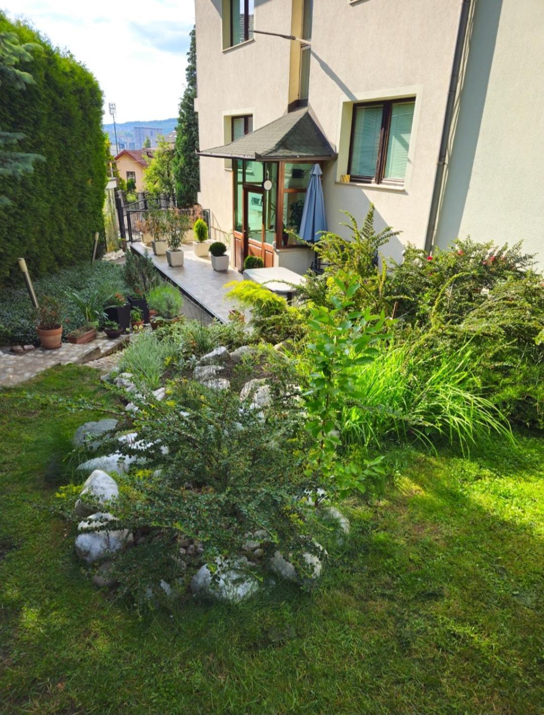 Peaceful Vacation Villa & Garden SJJ Eksteriør billede